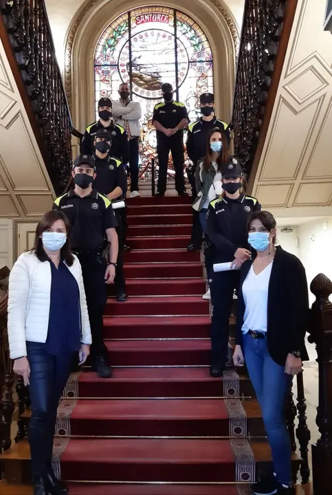 El Ayuntamiento quiere una policía cercana al vecino