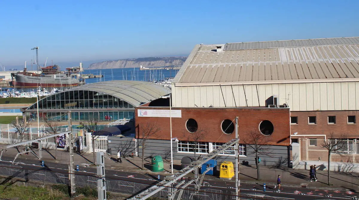 obras-cubiertas-polideportivo-mikel-trueba