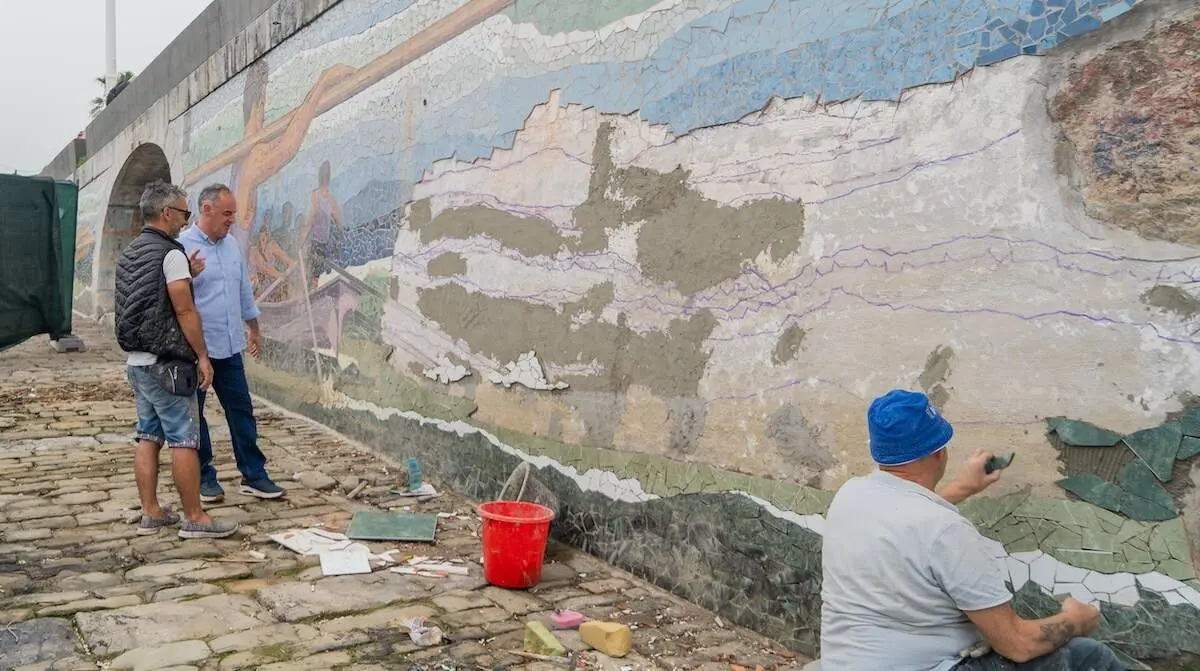 reconstruccion-mural-arraunlariak-santurtzi