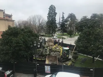 El pedestal de piedra del monumento data de 1923