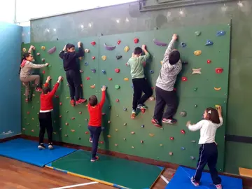 La altura inferior a 3 metros permite usarlo sin protección