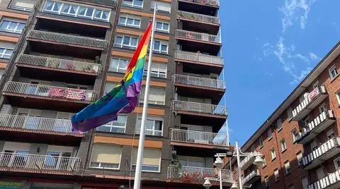 bandera-remo-lgtbi-santurtzi