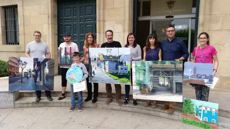 Imagen de los ganadores del certamen de pintura