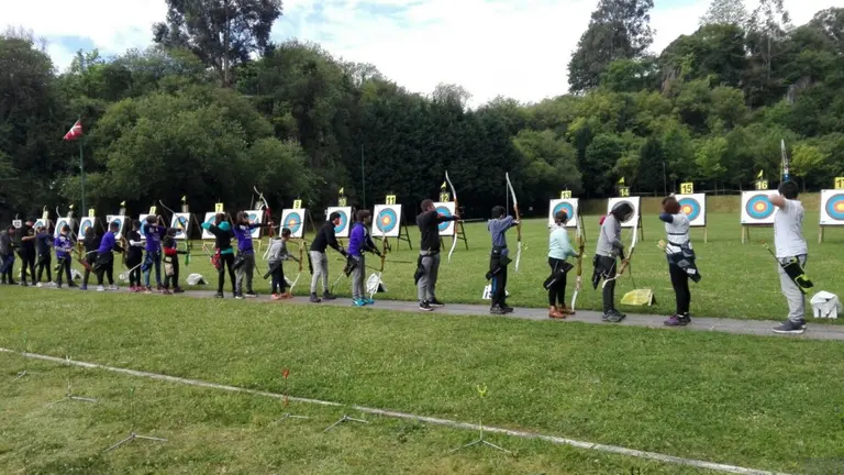 Foto de los participantes en la competici&oacute;n