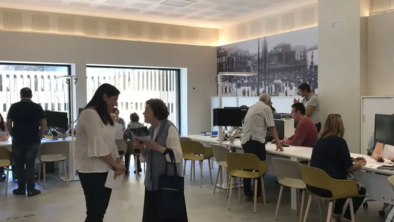 El SAC se encuentra anexo al edificio del Ayuntamiento