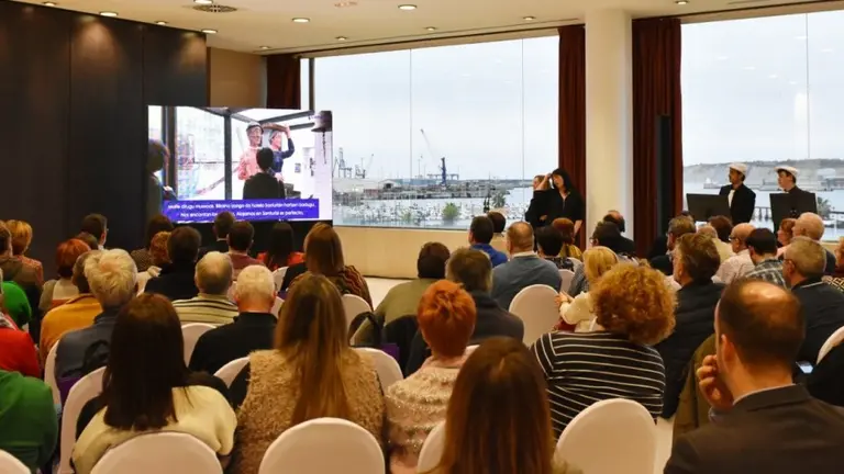 Acto de ayer en el Palacio Oriol