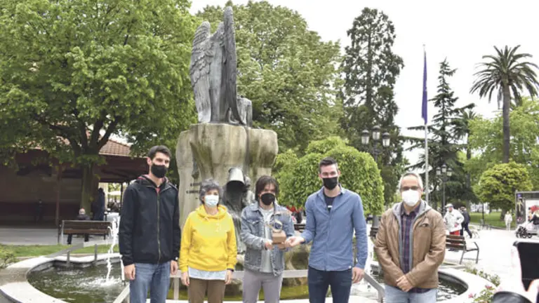 Presentaci&oacute;n de la nueva edici&oacute;n de Santurzine