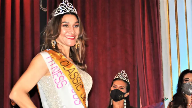 Entrevista con Leticia Martínez, ganadora de varios galardones en el concurso 'Mrs+30 Spain'