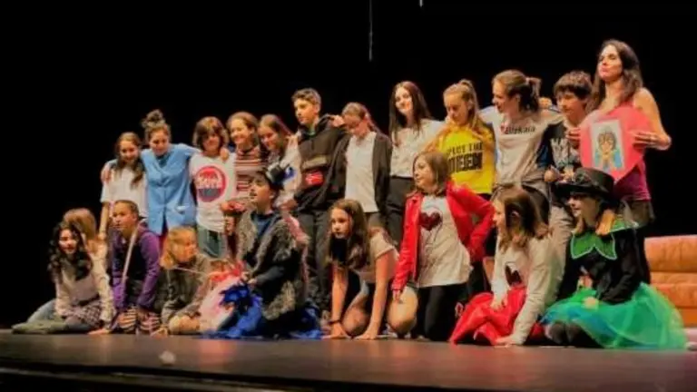 Foto Estreno Muestra de Teatro Escolar 2017-2018. Serantes Kultur Aretoa.