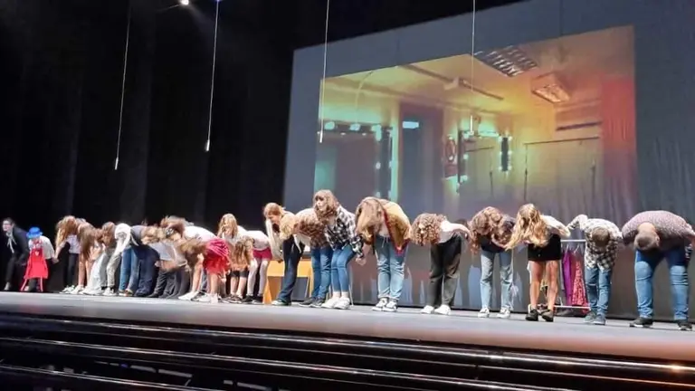 muestra-teatro-escolar-santurtzi