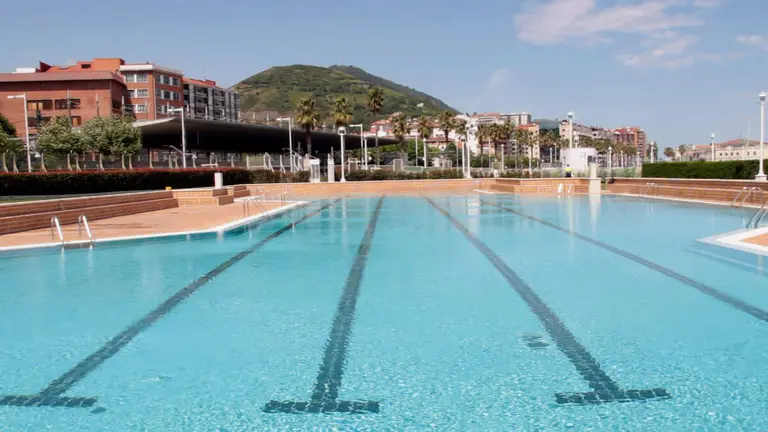 apertura-piscinas-verano-santurtzi