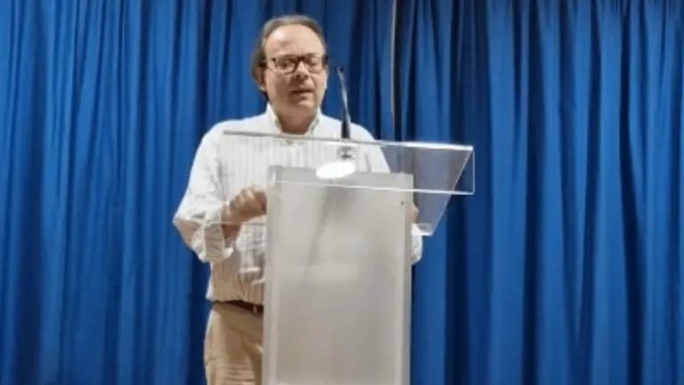 Vicente-valle-premio-poesia