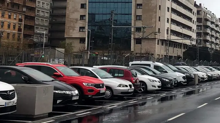 aparcamiento-paseo-reina-victoria