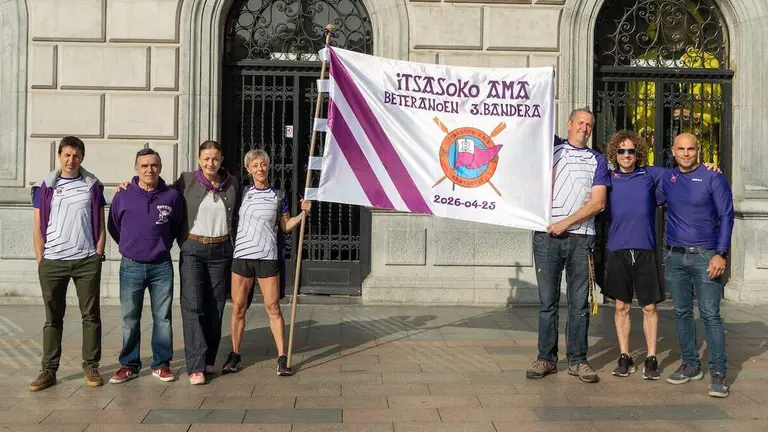 bandera-veteranos-santurtzi-remo