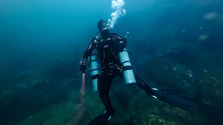 club-aketexe-buceo-mujeres-cantabricas